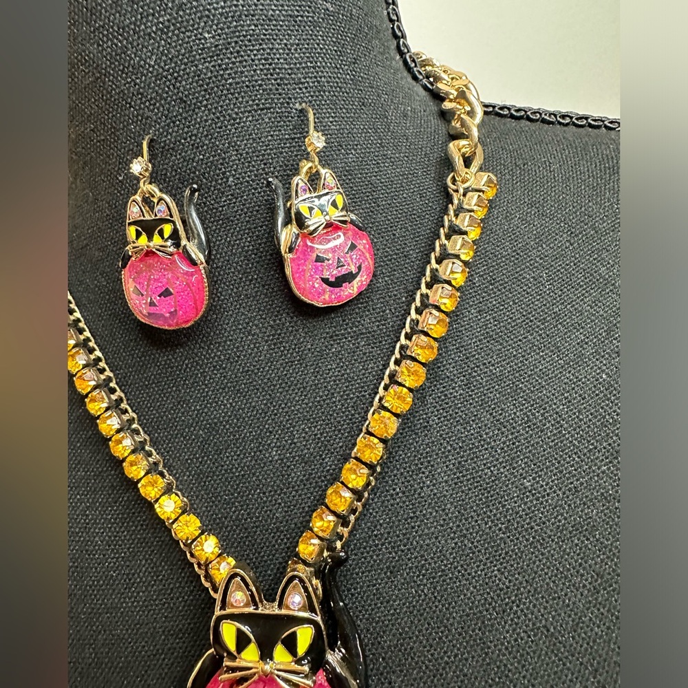 Happy Halloween Betsey Johnson Gold-tone Pumpkin with Black Witch Cat Set - Picture 2 of 16